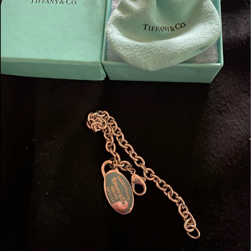 Tiffany & Co oval tag Bracelet 925 sterling silver